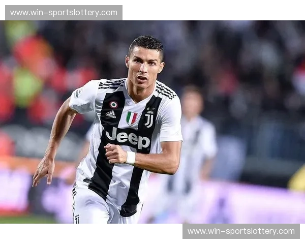 欧冠烽火再燃:里昂的绝地反击,尤文图斯的卫冕之路